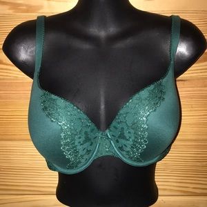 Emerald green Victoria’s Secret Bra 36D